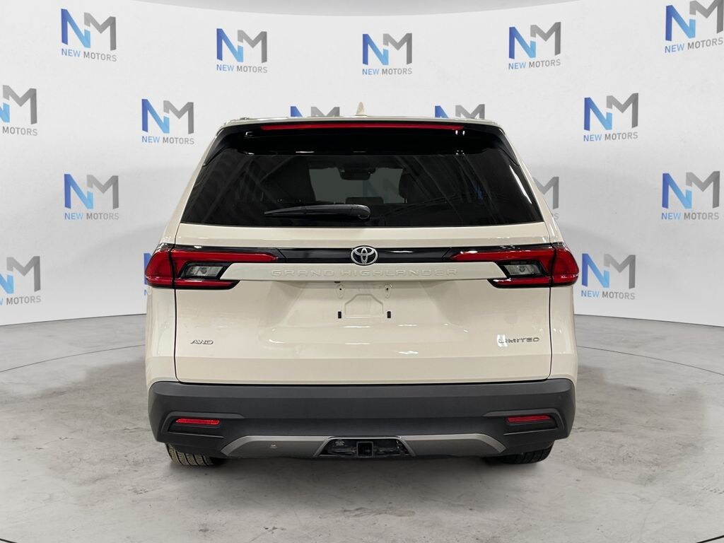 Used 2024 Toyota Grand Highlander Limited SUV