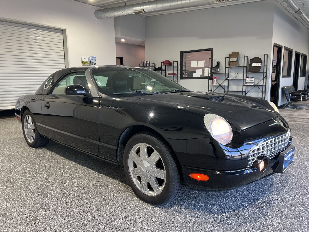 Used 2002 Ford Thunderbird Premium with VIN 1FAHP60A62Y128375 for sale in Jefferson, IA