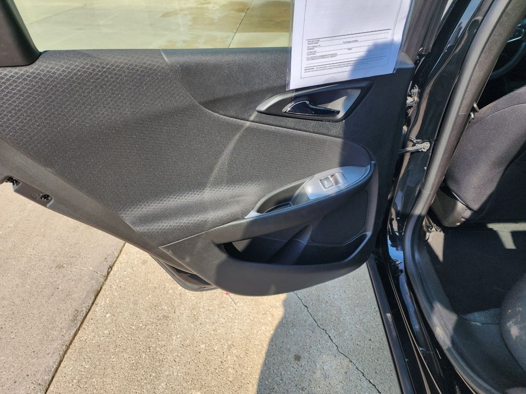 2024 Chevrolet Malibu 1LT - Photo 11