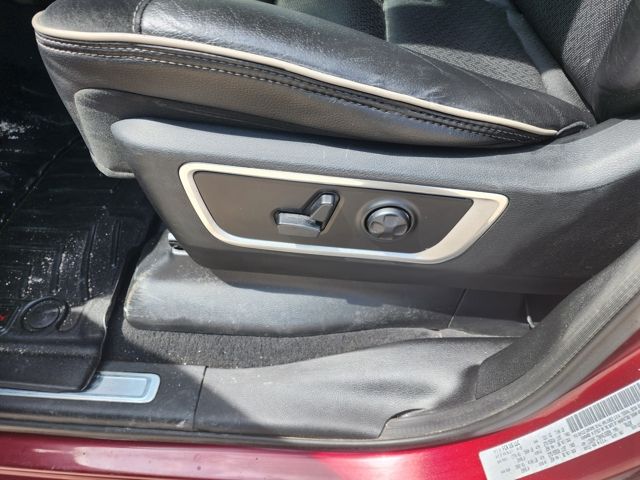 2019 RAM Ram 1500 Pickup Laramie - Photo 10