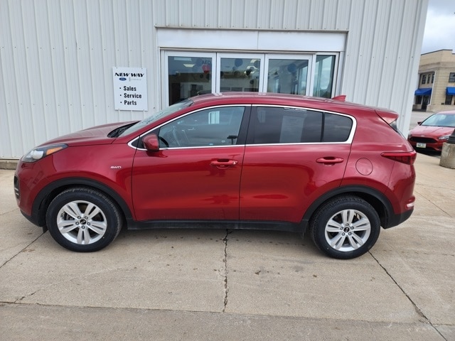 Used 2018 Kia Sportage LX with VIN KNDPMCAC1J7462685 for sale in Pocahontas, IA