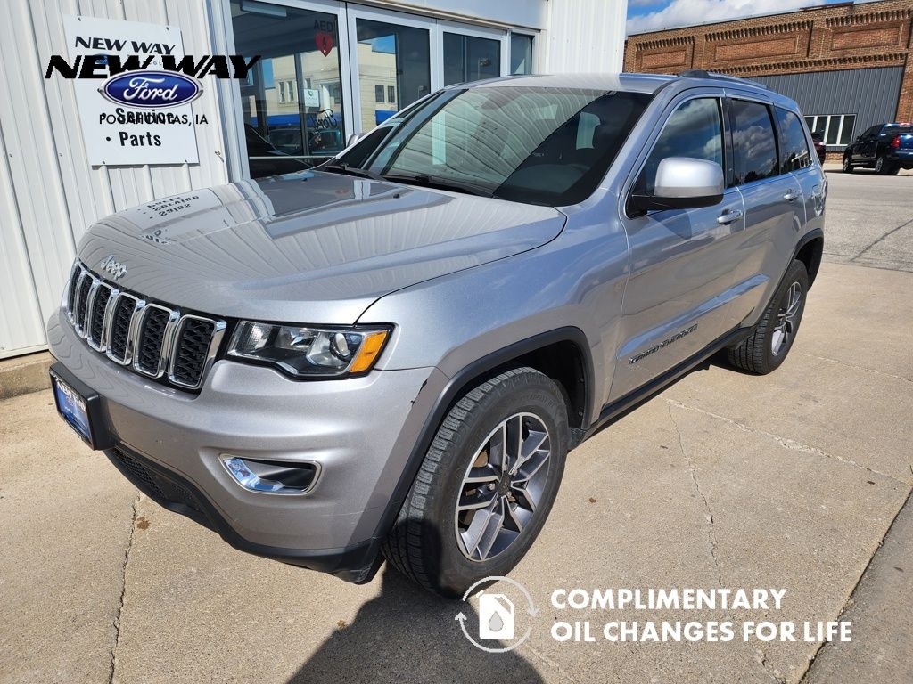 Used 2019 Jeep Grand Cherokee Laredo E SUV