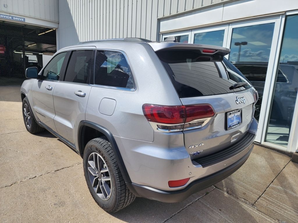 Used 2019 Jeep Grand Cherokee Laredo E SUV