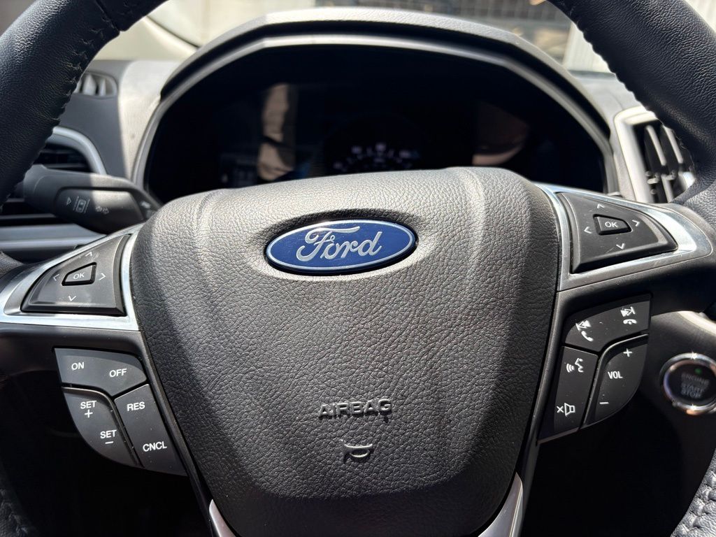 2022 Ford Edge SEL - Photo 15