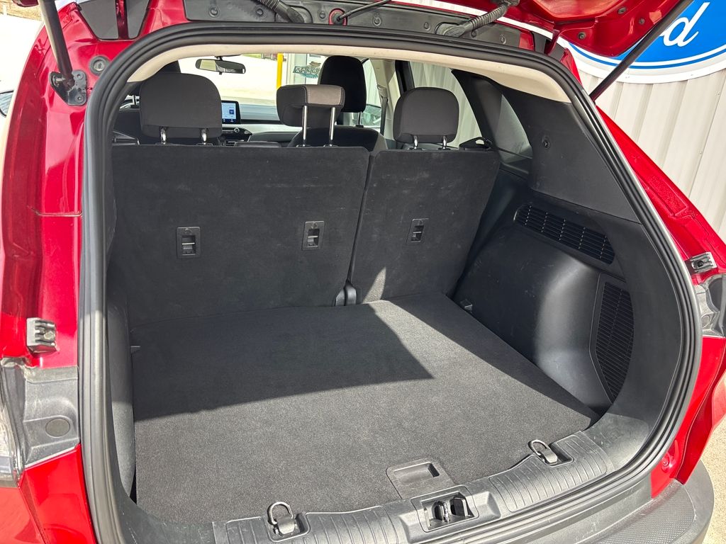 Used 2022 Ford Escape SE with VIN 1FMCU9G64NUC02187 for sale in Pocahontas, IA