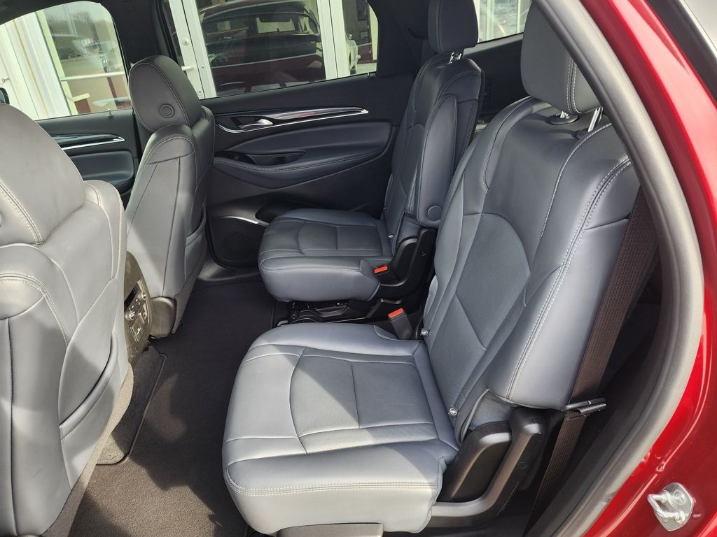2024 Buick Enclave Premium - Photo 12