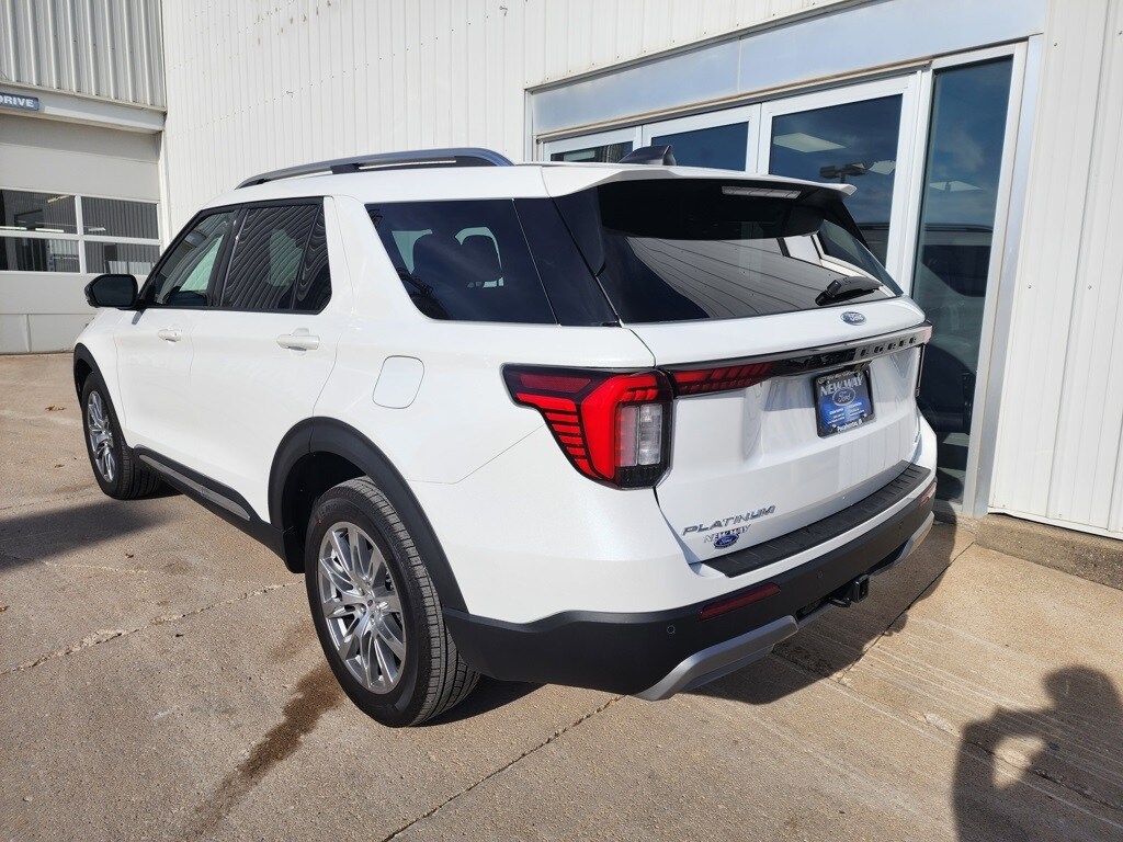 2026 Ford Explorer Platinum photo 3