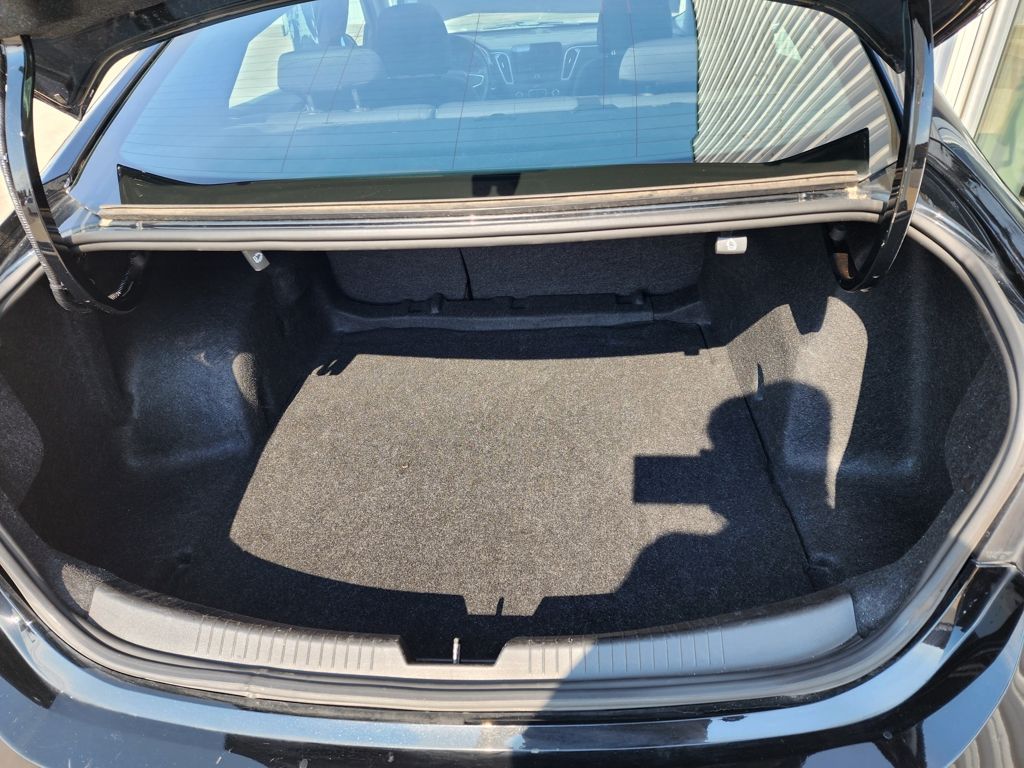 2024 Chevrolet Malibu 1LT - Photo 8