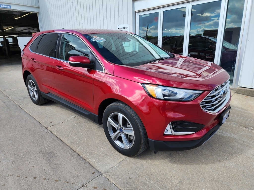Used 2022 Ford Edge SEL SUV
