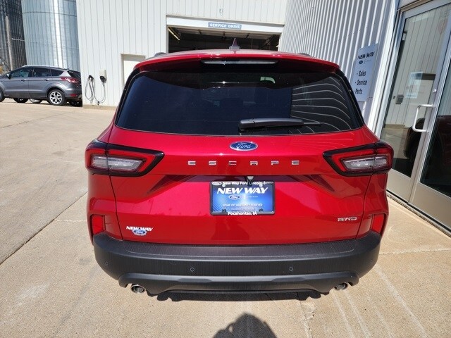 2025 Ford Escape ST-Line photo 4