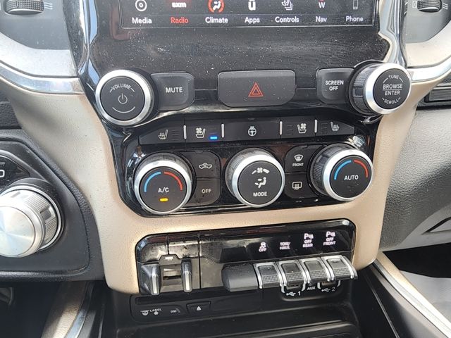 2019 RAM Ram 1500 Pickup Laramie - Photo 18