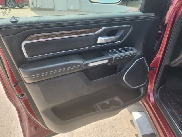 2019 RAM Ram 1500 Pickup Laramie - Photo 6