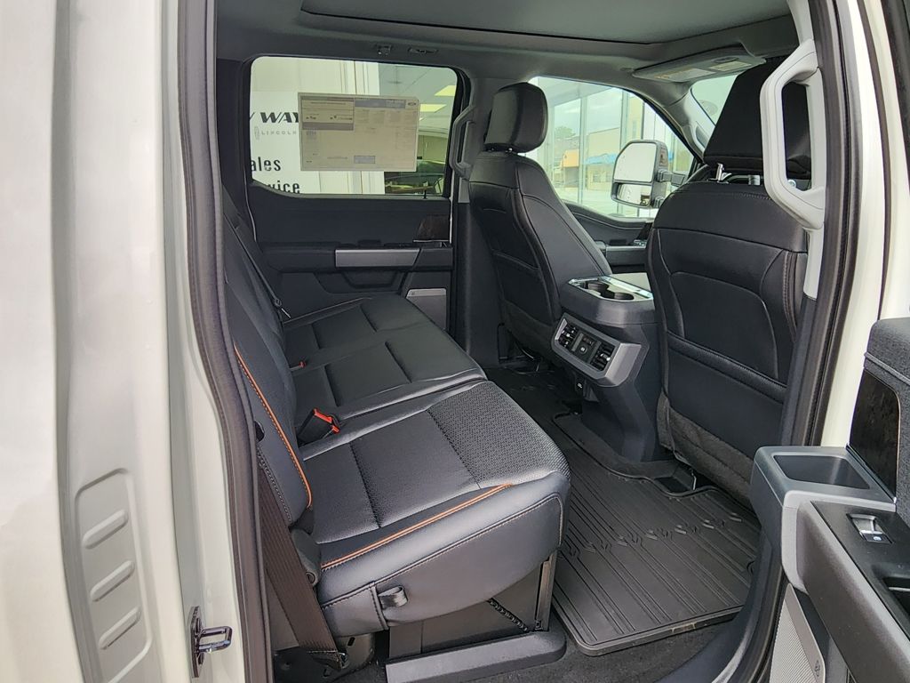 2026 Ford F-350 Super Duty Lariat - Photo 16