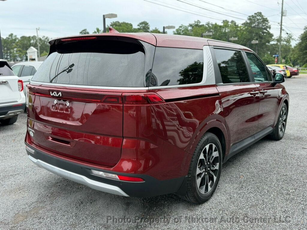 2024 Kia Carnival EX - Photo 5