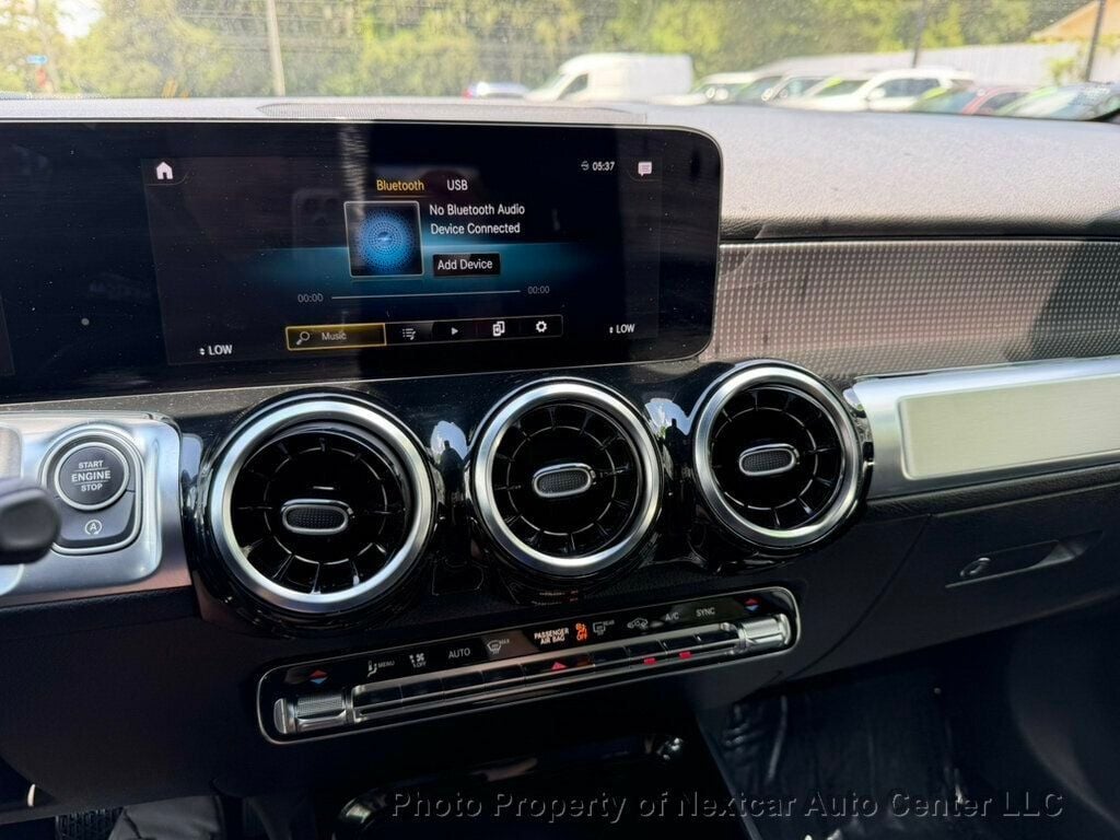 2023 Mercedes-Benz GLB Base - Photo 18