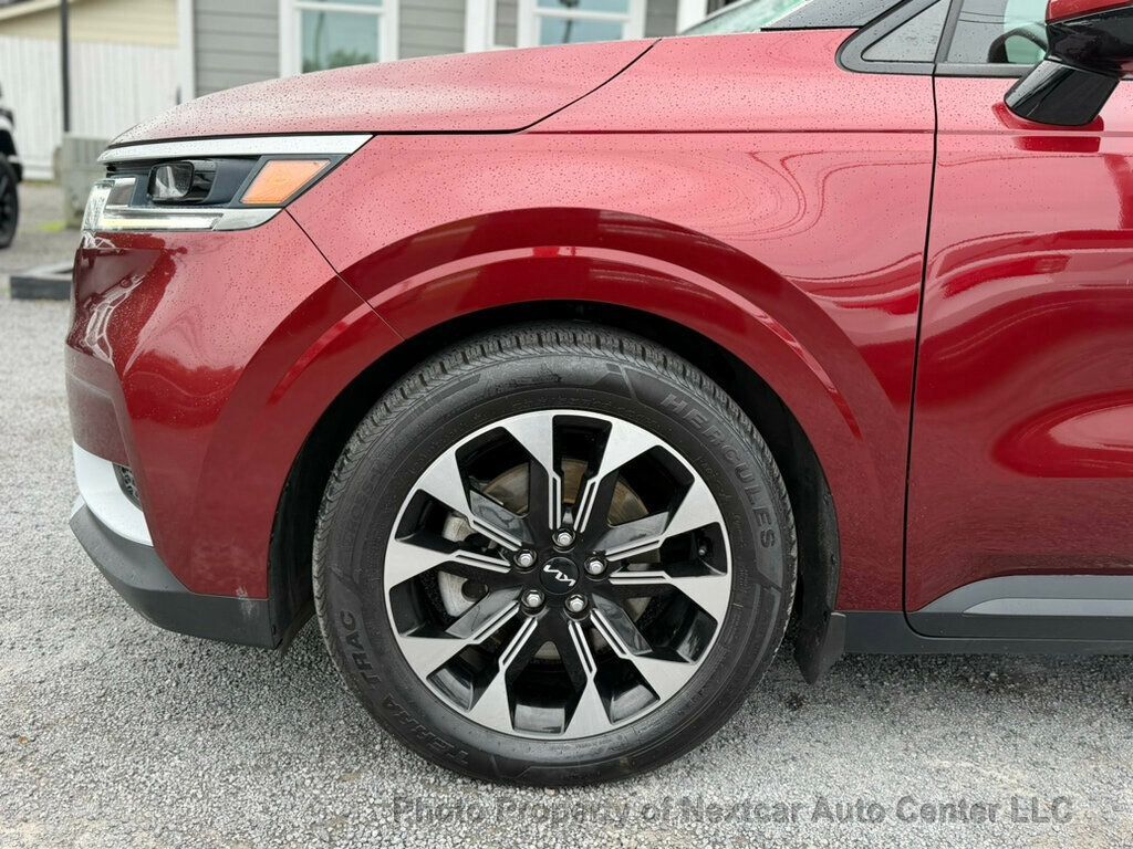 2024 Kia Carnival EX - Photo 9