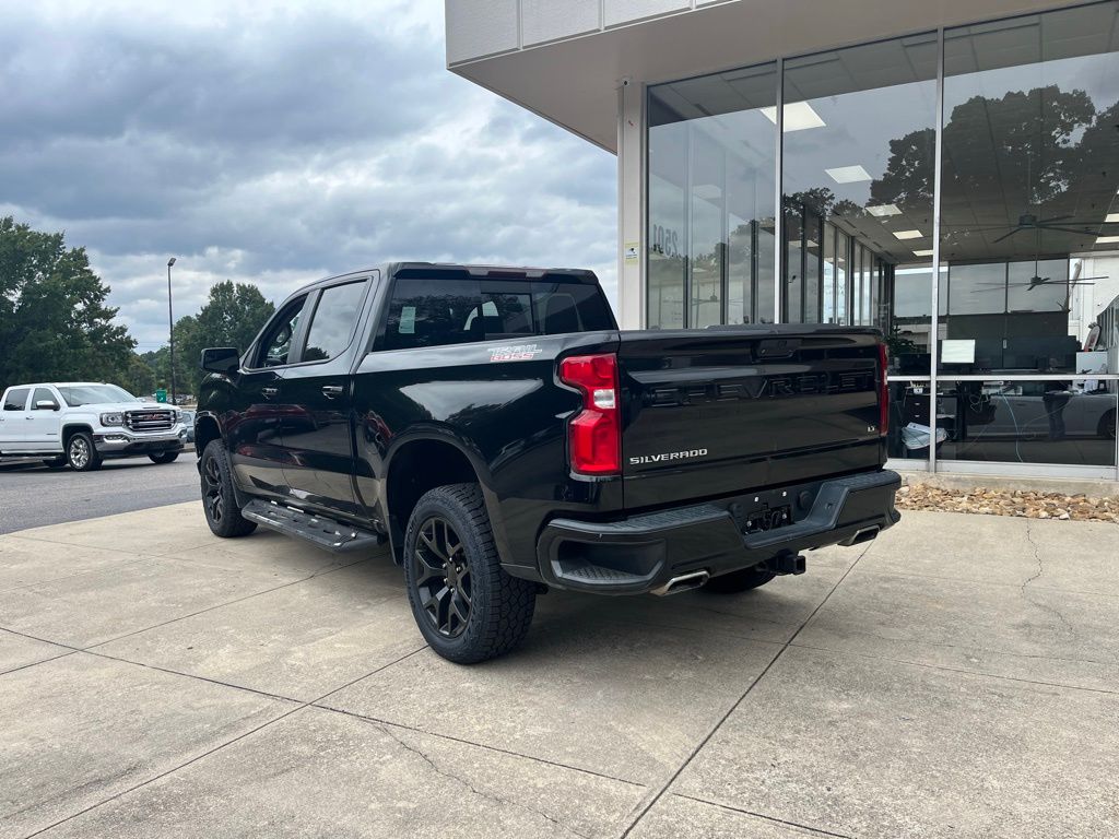 2019 Chevrolet Silverado 1500 LT Trail Boss photo 2