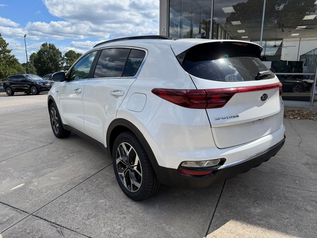 2021 Kia Sportage EX photo 2