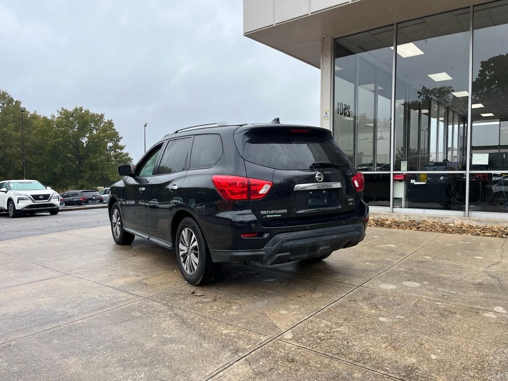Used 2019 Nissan Pathfinder SL SUV