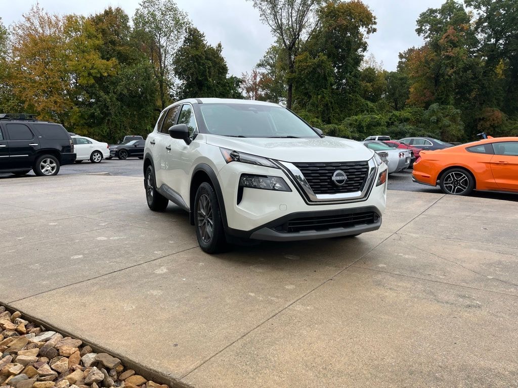 Used 2023 Nissan Rogue S SUV