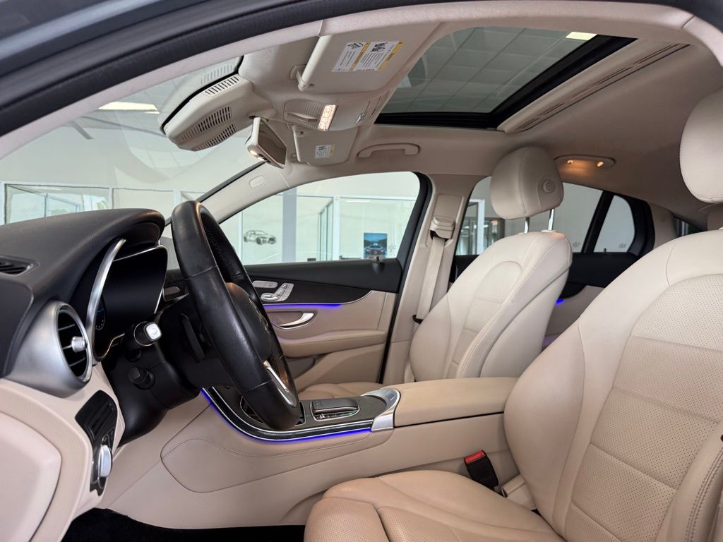 2020 Mercedes-Benz GLC Coupe GLC300 - Photo 11