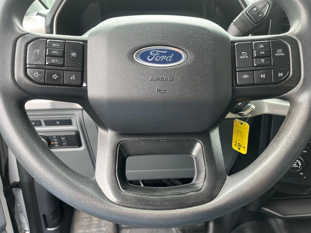 2022 Ford F-150 XL - Photo 10
