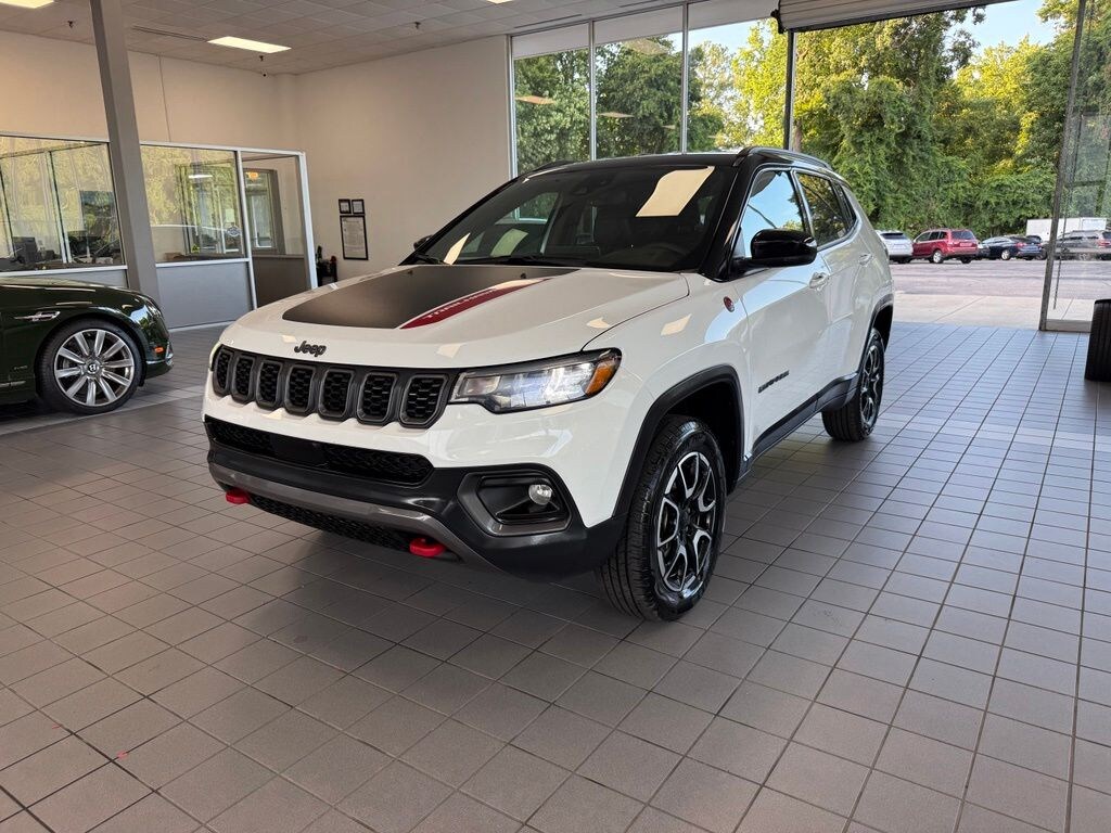 Used 2024 Jeep Compass Trailhawk SUV