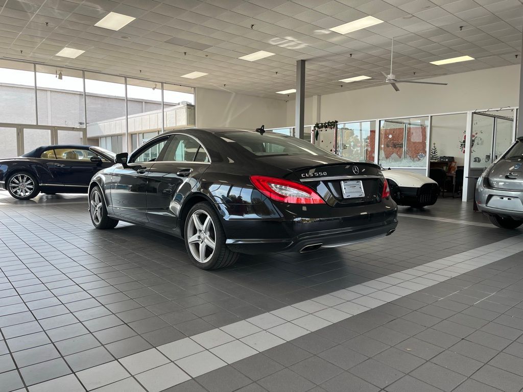 2014 Mercedes Benz CLS 550 4MATIC photo 2