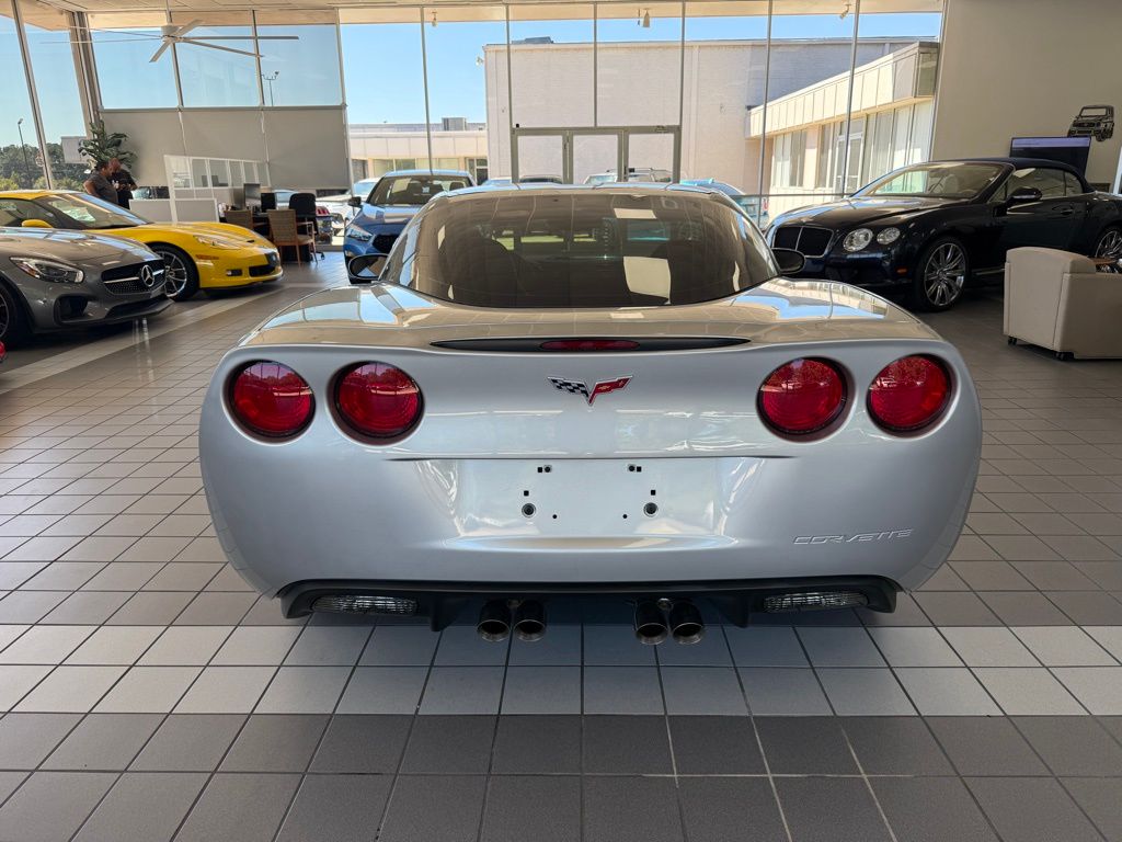 2007 Chevrolet Corvette Base Coupe photo 4