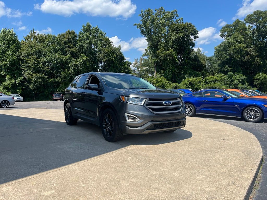 2018 Ford Edge SEL photo 3