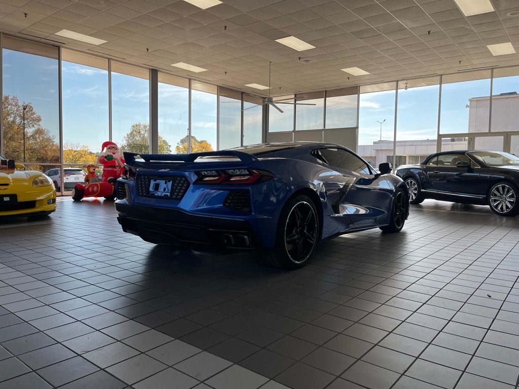 2020 Chevrolet Corvette Stingray photo 3