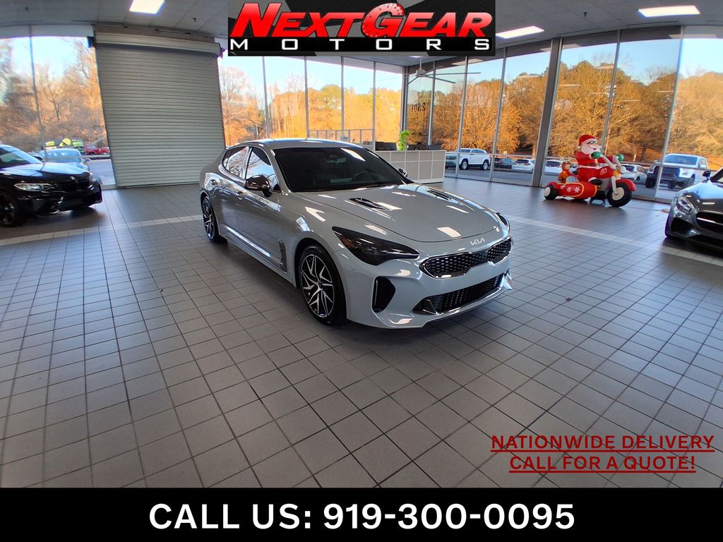 2022 Kia Stinger GT-Line's photo