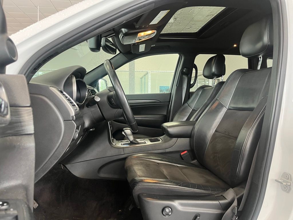 Used 2019 Jeep Grand Cherokee Altitude SUV