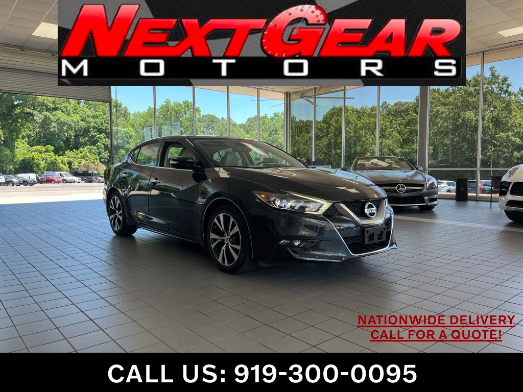 2016 Nissan Maxima Platinum's photo