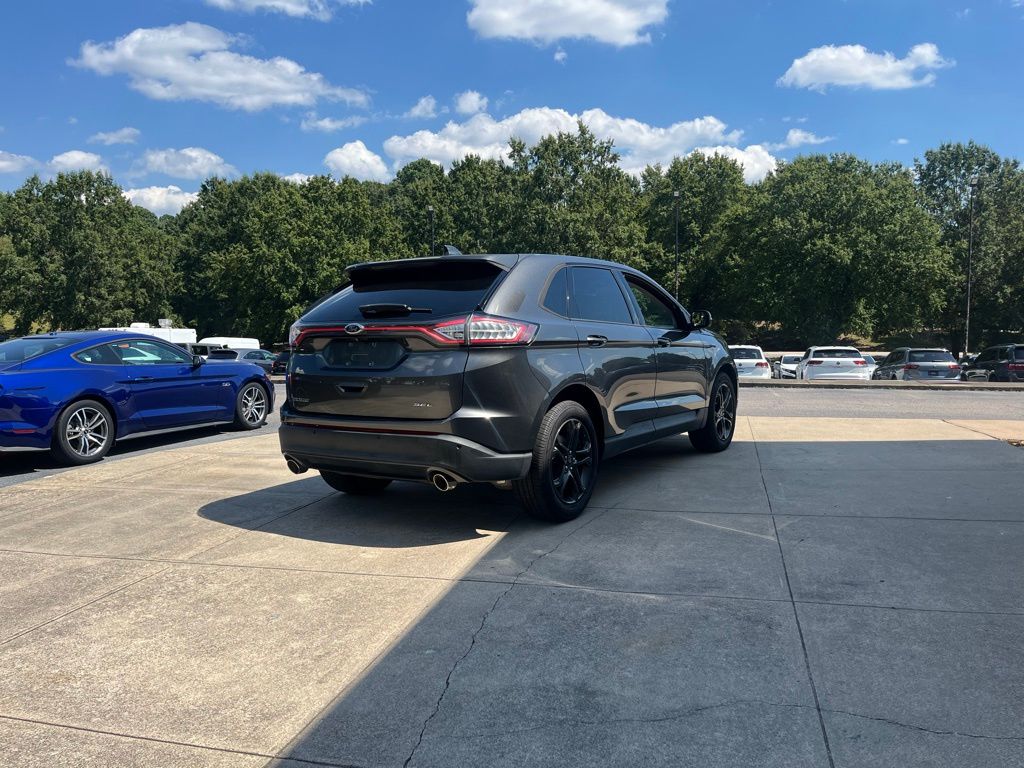 2018 Ford Edge SEL photo 2