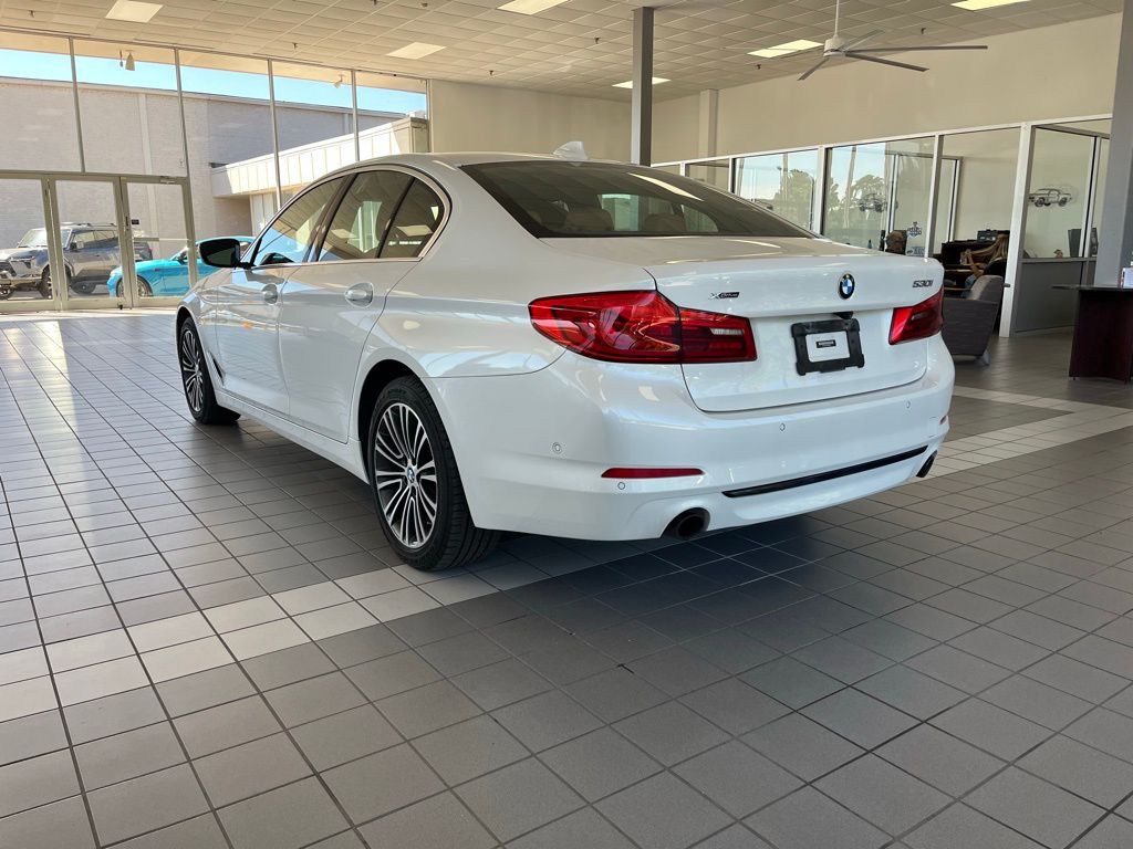2020 Bmw 530i xDrive Sedan photo 3