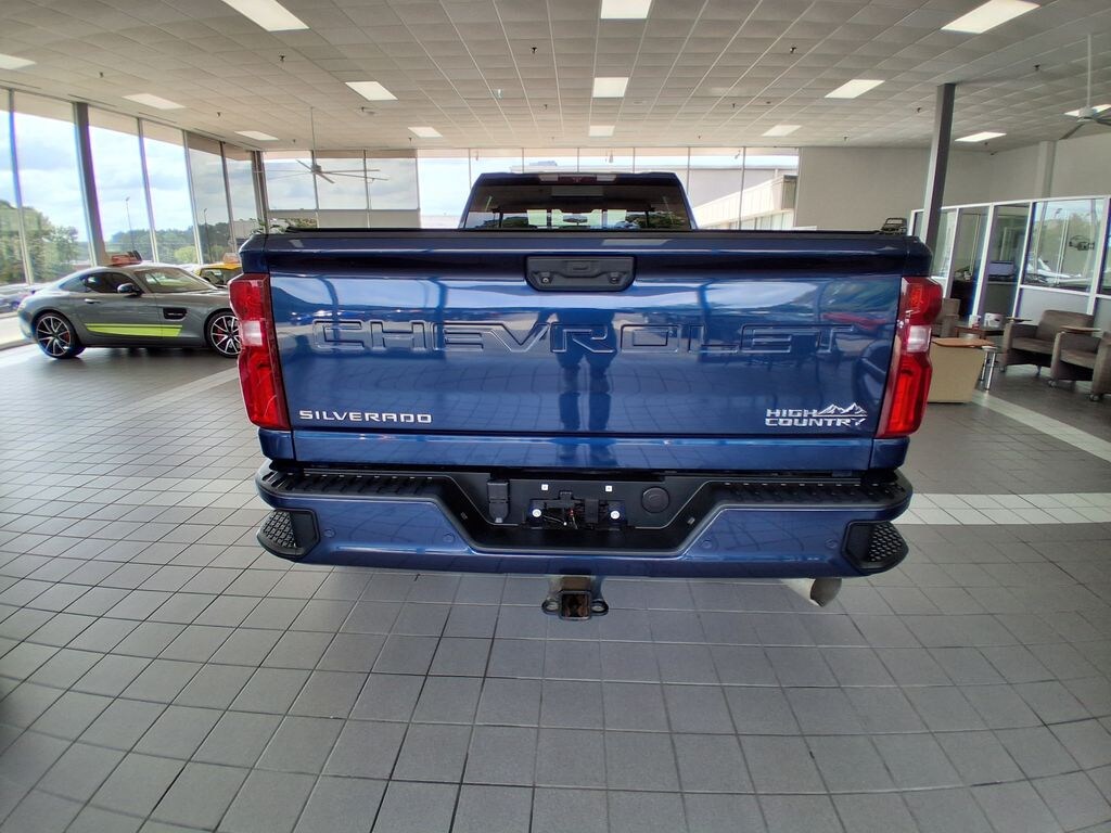Used 2020 Chevrolet Silverado 3500HD High Country Truck