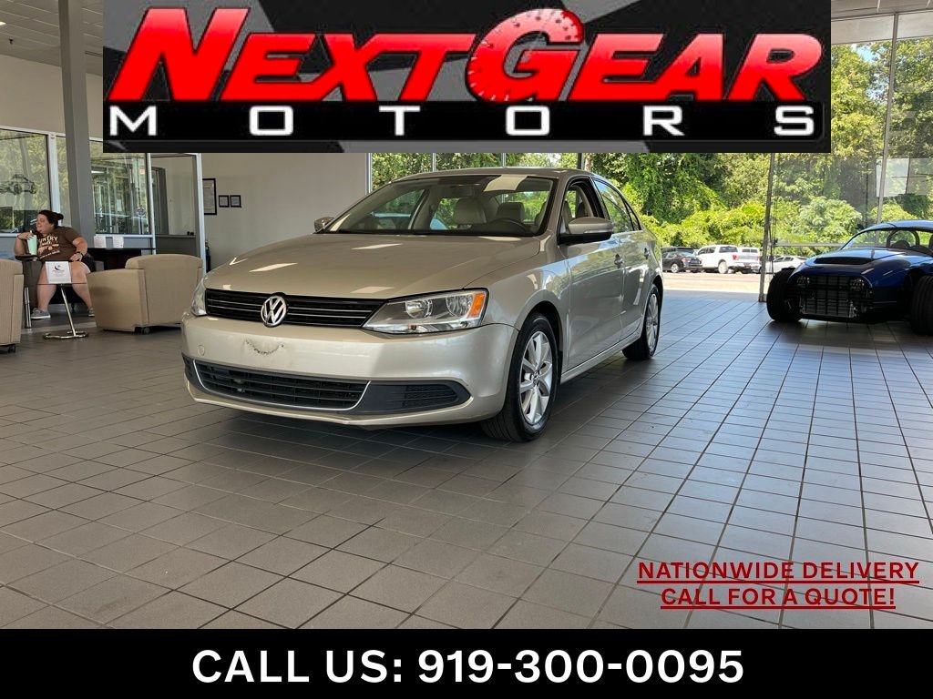 Used 2014 Volkswagen Jetta 1.8T SE Sedan