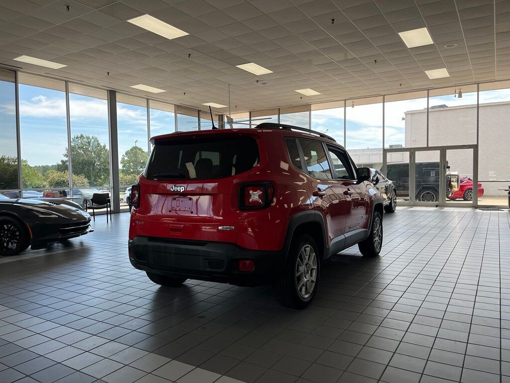 Used 2020 Jeep Renegade Latitude SUV