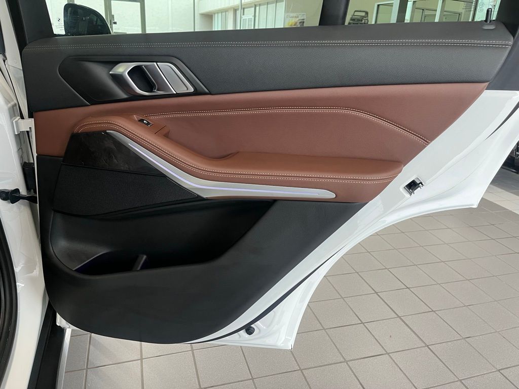 2023 BMW X5 40i - Photo 16