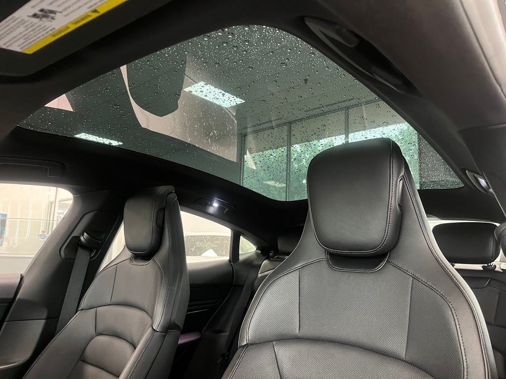 2022 Porsche Taycan Base - Photo 15