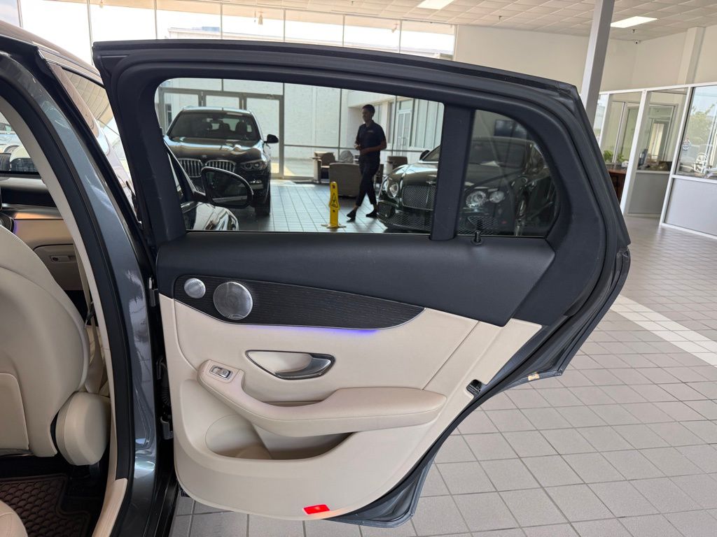 2020 Mercedes-Benz GLC Coupe GLC300 - Photo 21