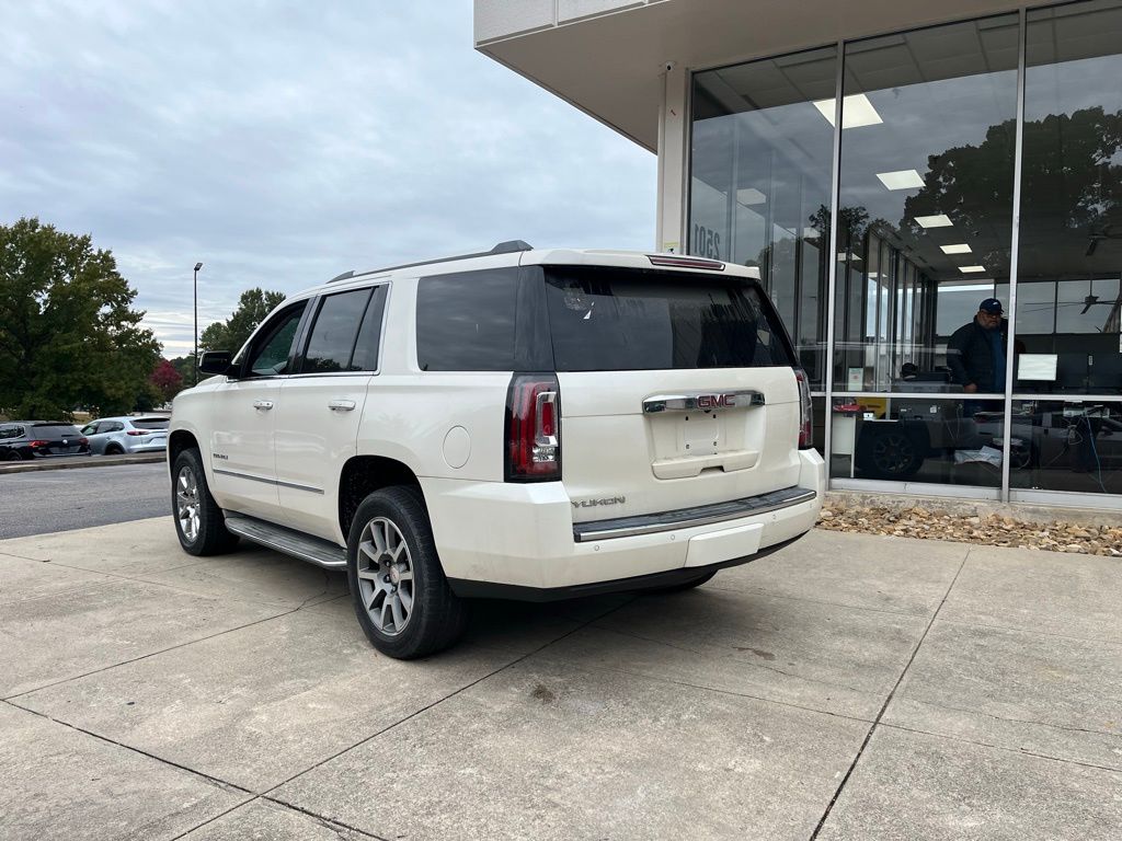 2015 Gmc Yukon Denali photo 3