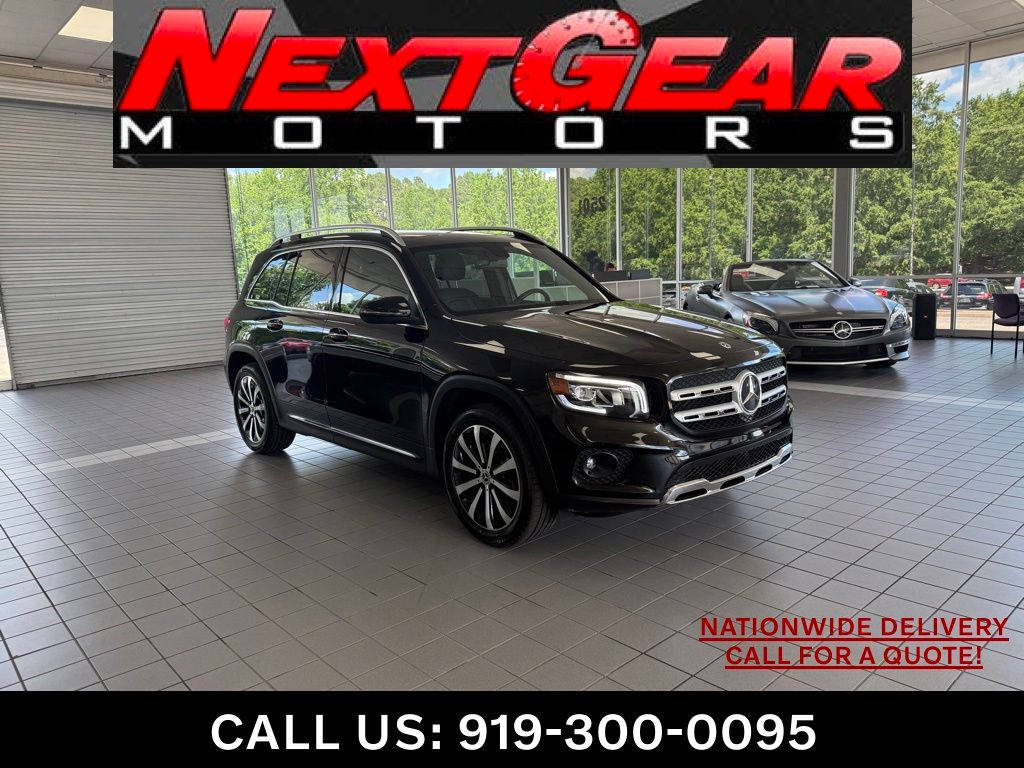 2022 Mercedes-Benz GLB GLB 250 4MATIC's photo