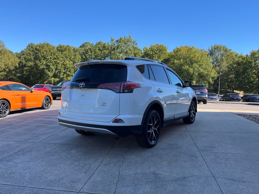 Used 2016 Toyota RAV4 SE SUV