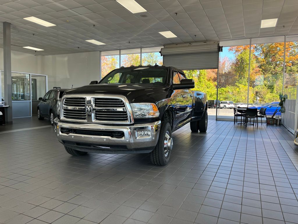 2017 Ram 3500 Big Horn photo 2