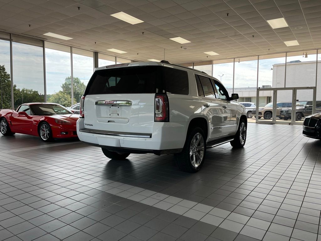 2019 Gmc Yukon Denali photo 2