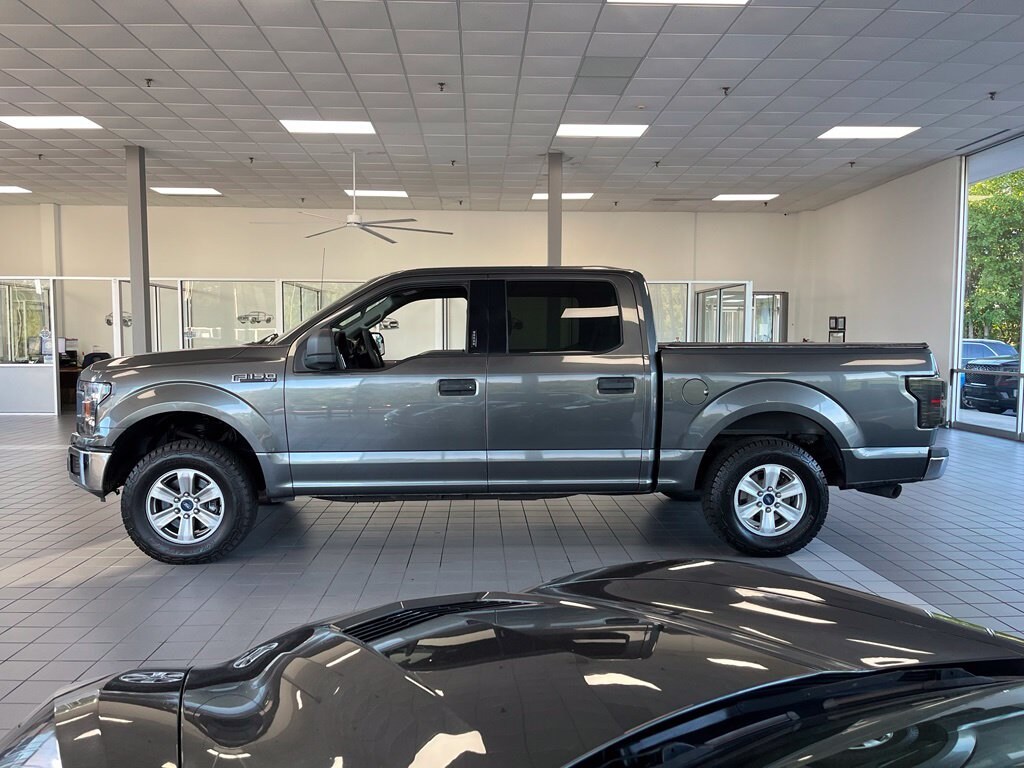 Used 2019 Ford F-150 XLT Truck