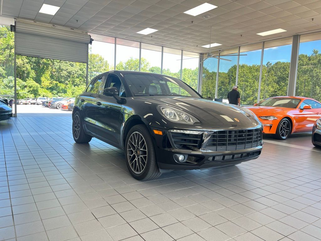 2018 Porsche Macan photo 4