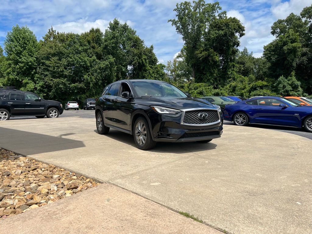 2022 Infiniti QX50 PURE photo 2